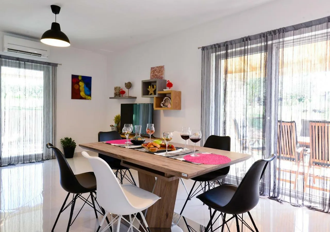 Villa Stella Juricani Umag