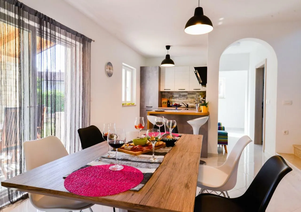 Villa Stella Juricani Umag